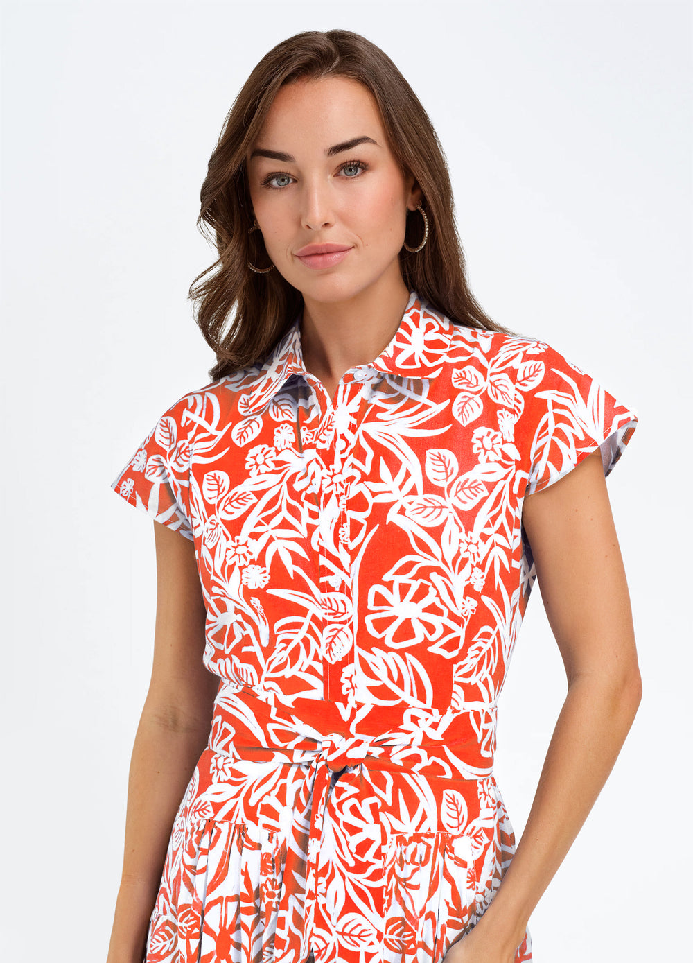 Haley Dress in Bali Coral, close-up of the collar and bodice