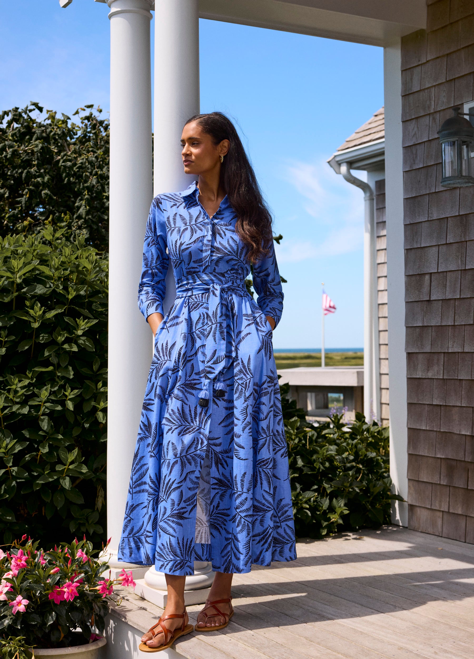 Kit Shirtdress in Leaves Blue
