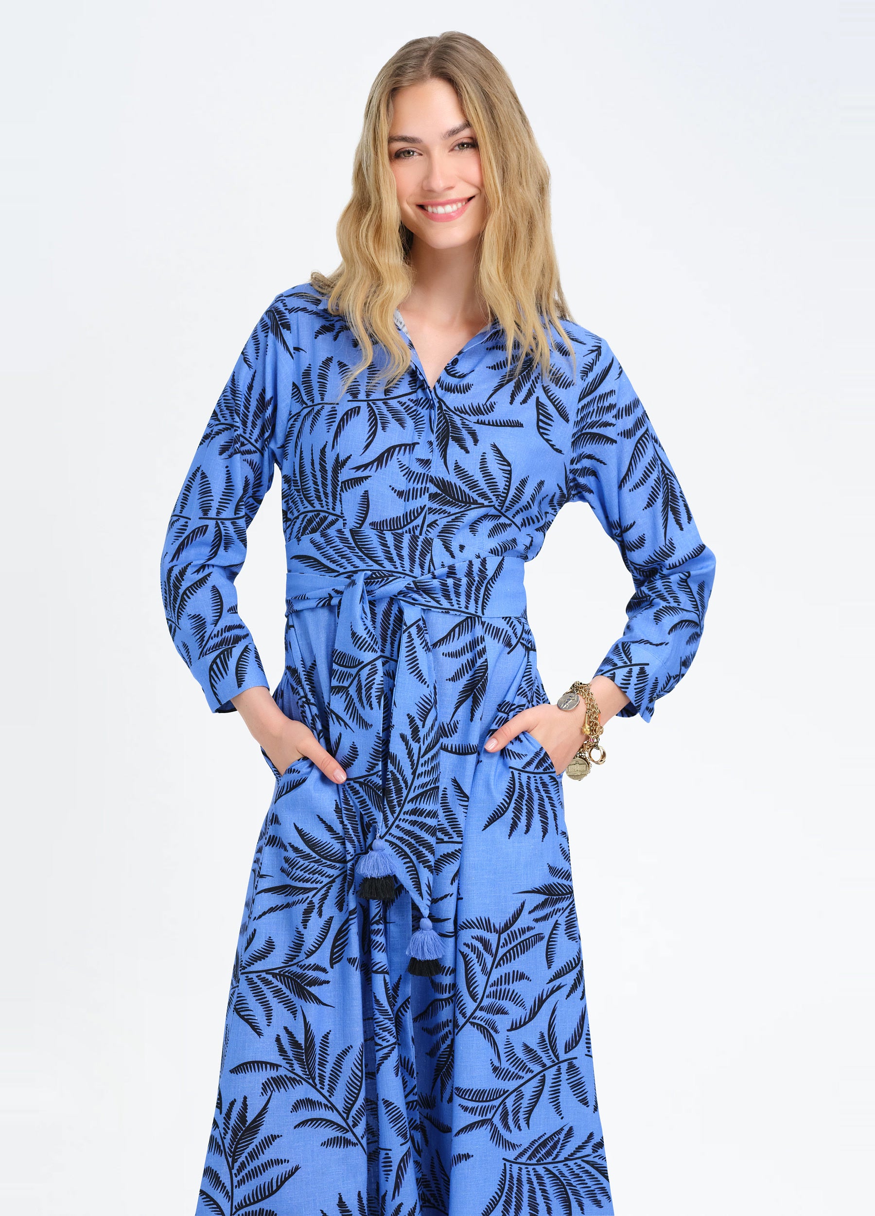 Kit Shirtdress in Leaves Blue