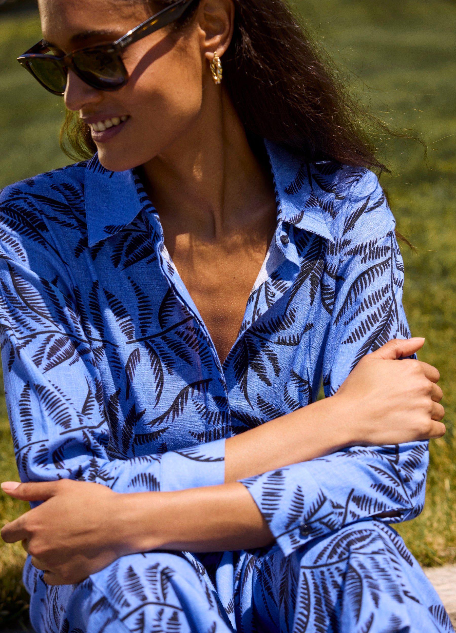 Kit Shirtdress in Leaves Blue
